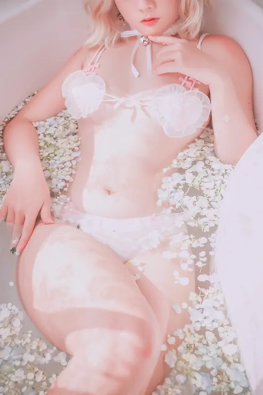 Messie Huang NO.015 Pure Bath 15